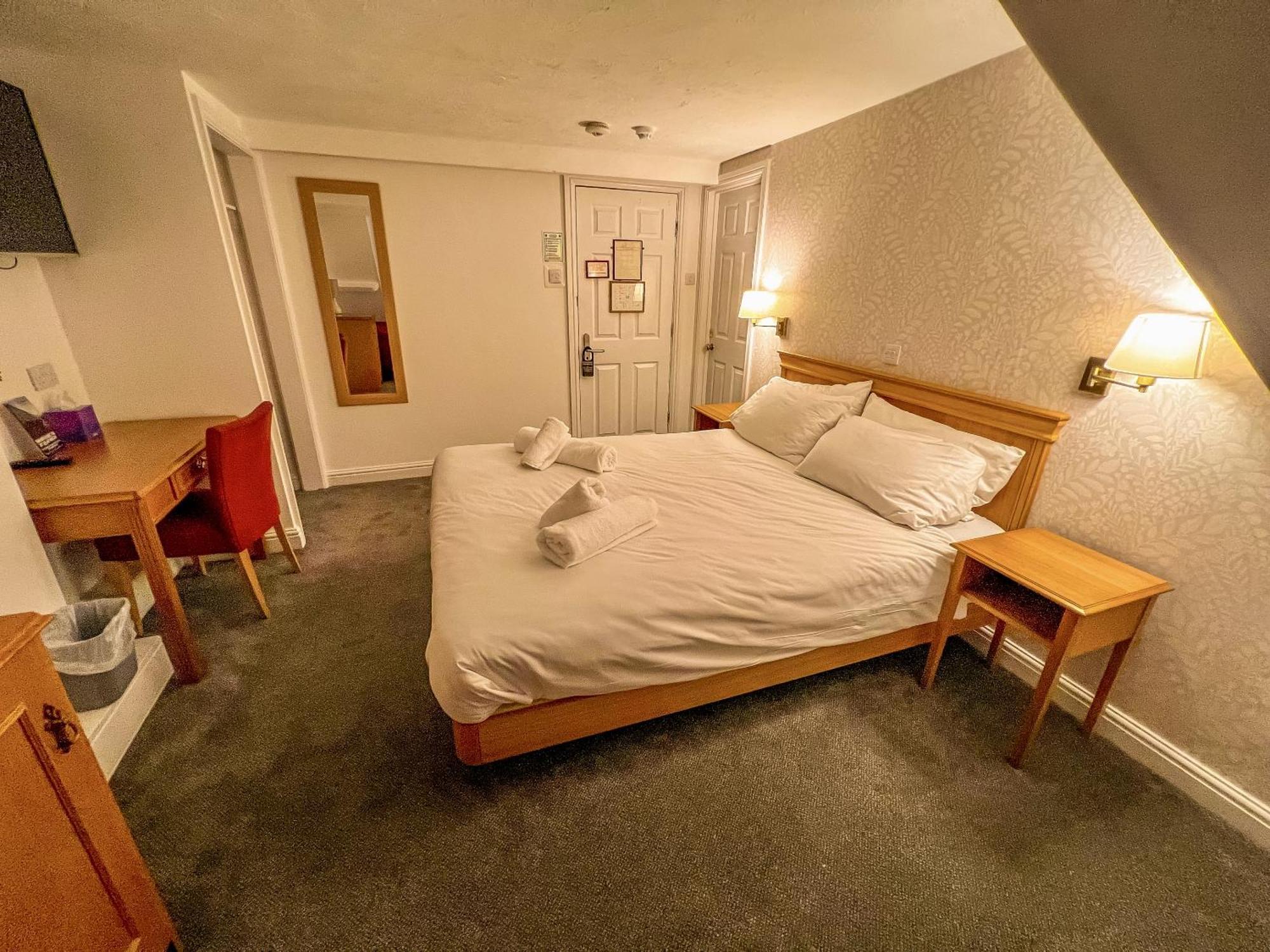 The Red Lion Hotel Spalding Dış mekan fotoğraf