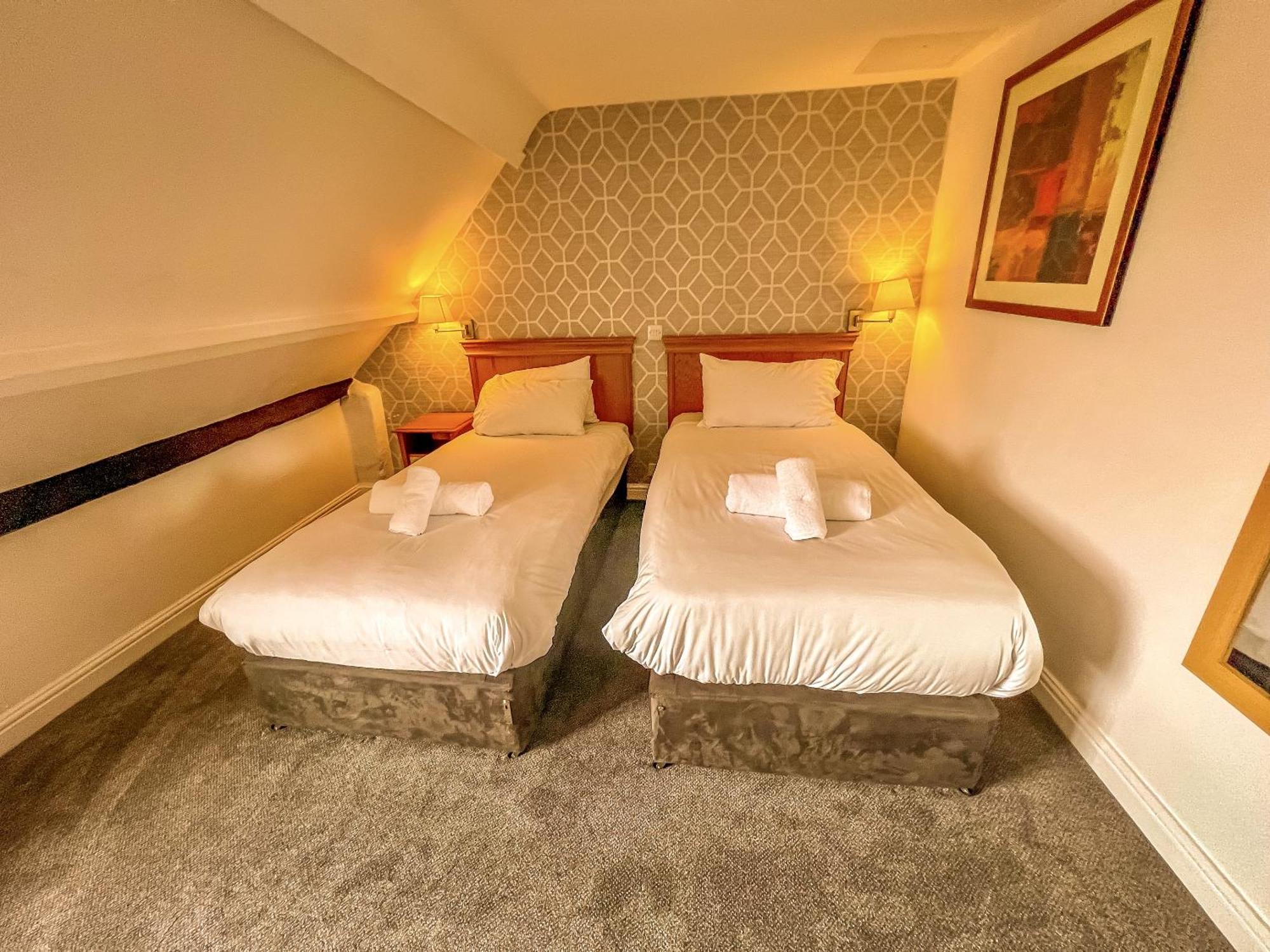 The Red Lion Hotel Spalding Dış mekan fotoğraf